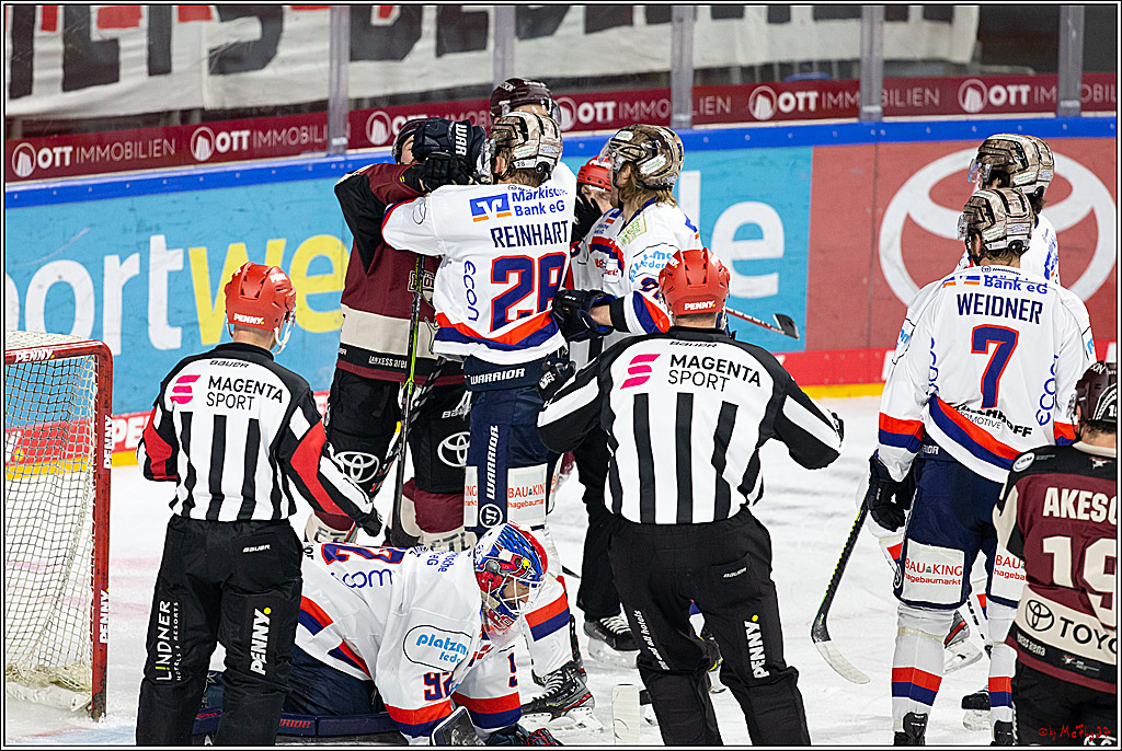 PENNY DEL;  Koelner Haie - Iserlohn Roosters; Koeln, 02.03.2021